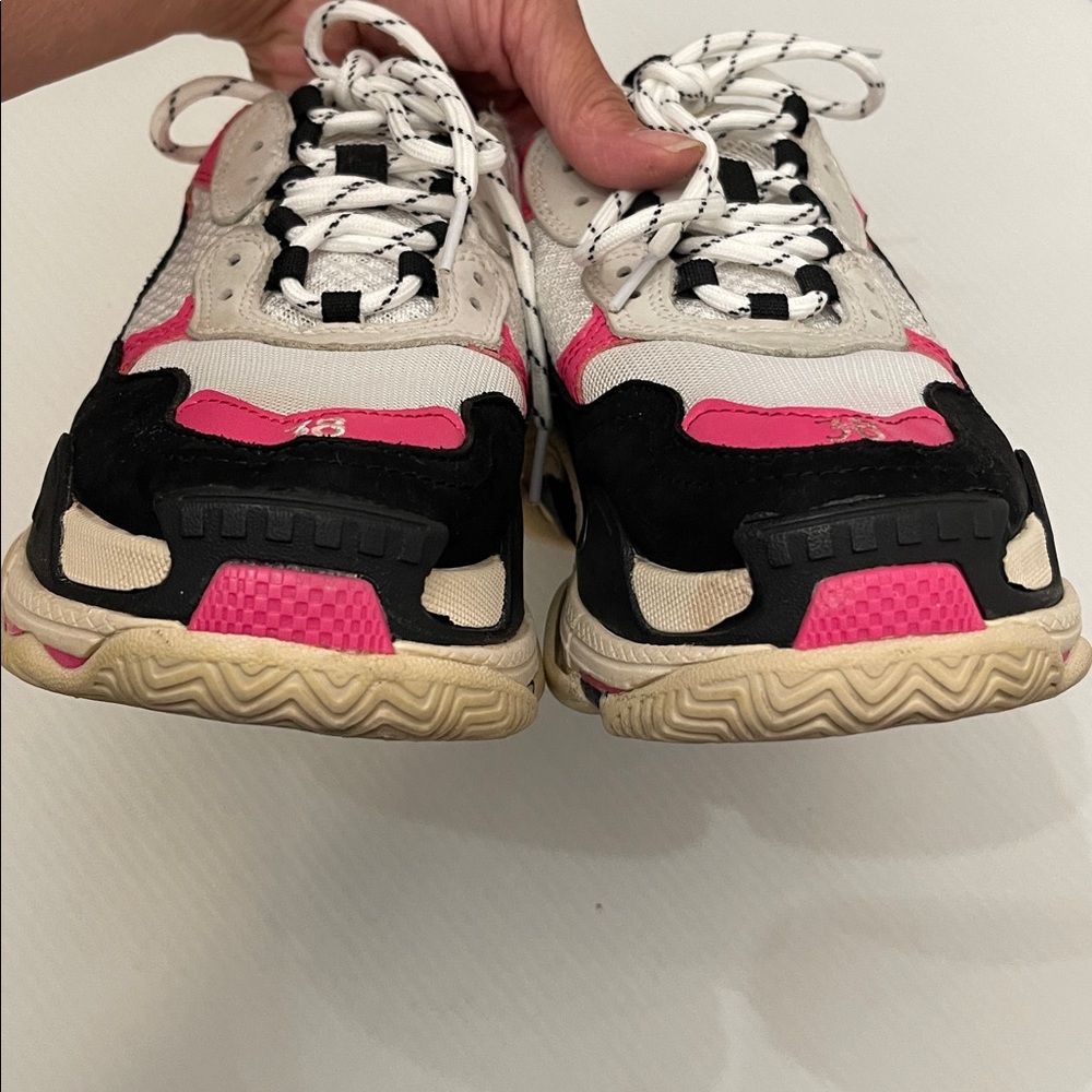 Balenciaga Pink, Black, and White Chunky Made In Italy Sneakers Women’s Size 38 - Picture 11 of 15